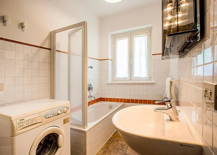 Casa Andrea Апартаменты Каннобио